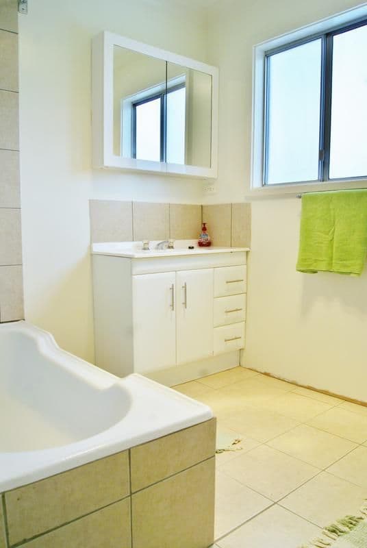 120 Whiteman Avenue, YOUNG NSW 2594, Young - Thumbnail 7
