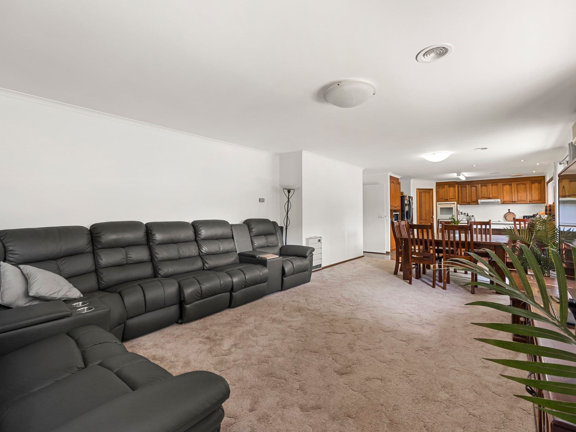 12 Young Street, Leongatha VIC 3953, Leongatha - Thumbnail 6