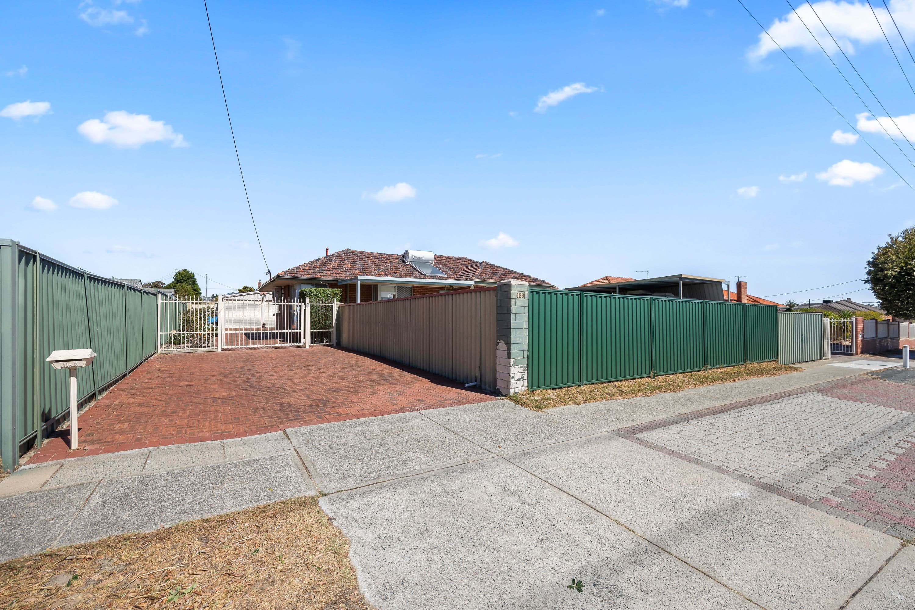 186 Arkana Road, Westminster WA 6061, Westminster - Thumbnail 2