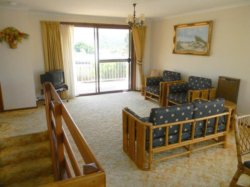 10 Cameron Street, MERIMBULA NSW 2548, Merimbula - Thumbnail 2
