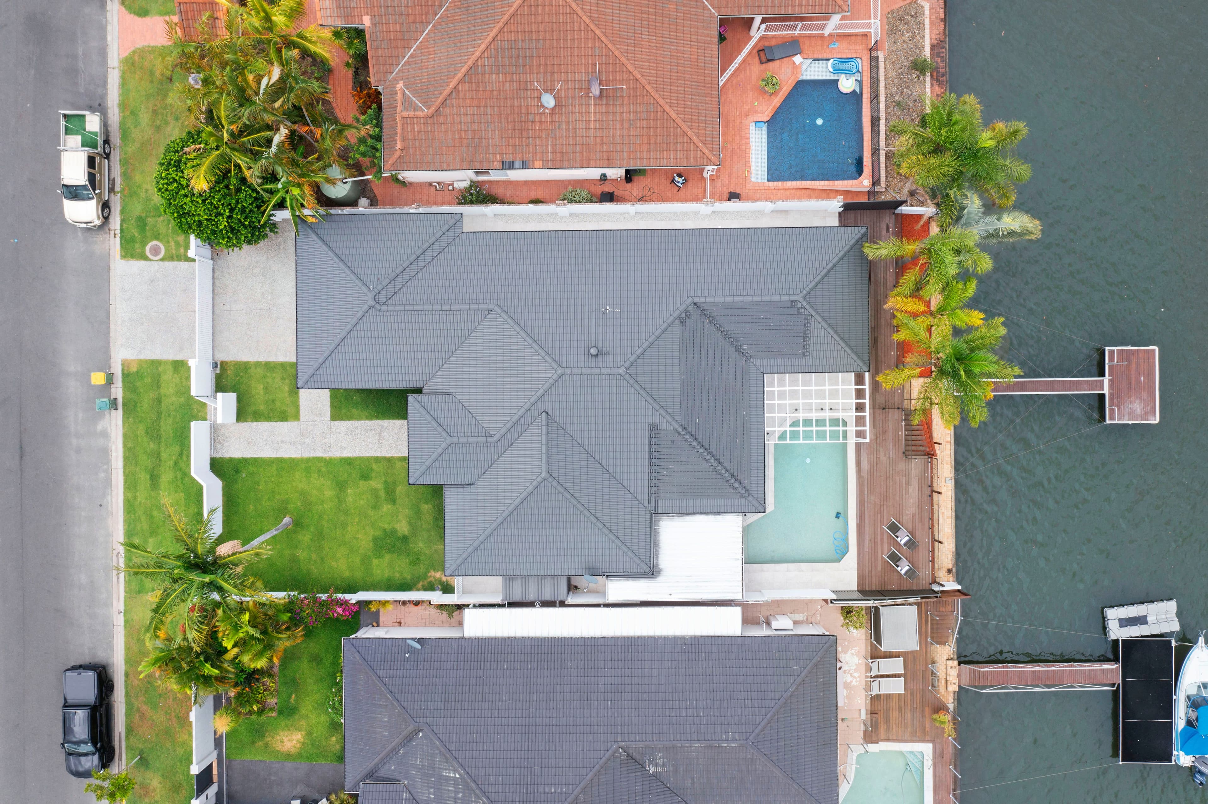 32 Anchorage Way, Biggera Waters QLD 4216, Biggera Waters - Thumbnail 2