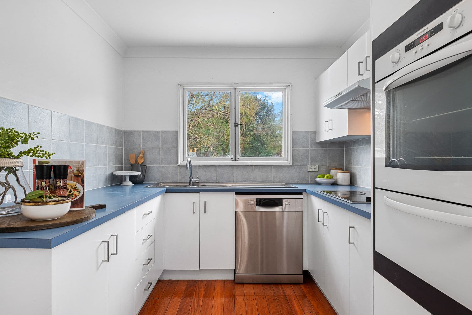 6 Coke Street, Camp Hill QLD 4152, Camp Hill - Thumbnail 4