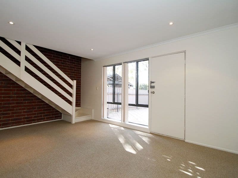 52b Sunnymeade Drive, ABERFOYLE PARK SA 5159, Aberfoyle Park - Thumbnail 2