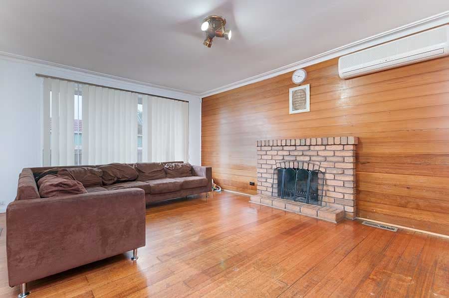 17 Selwyn Avenue, Craigieburn VIC 3064, Craigieburn - Thumbnail 3