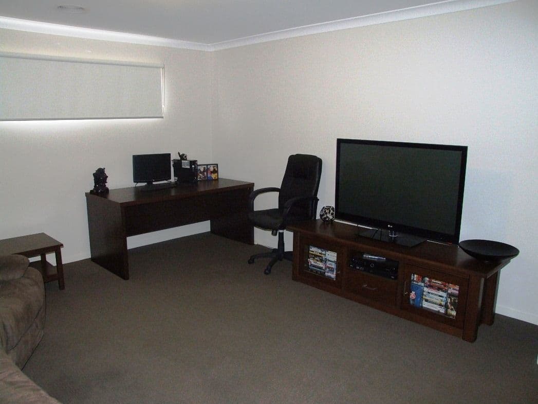 36 Hawthorn Avenue, MELTON WEST VIC 3337, Melton West - Thumbnail 6
