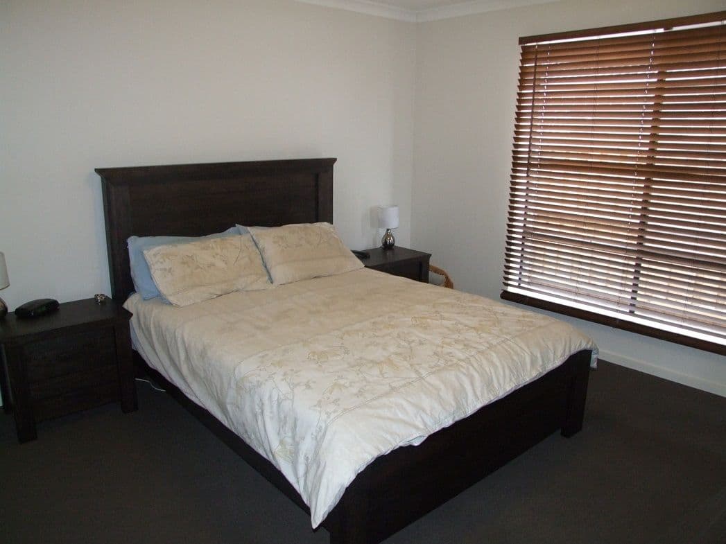 36 Hawthorn Avenue, MELTON WEST VIC 3337, Melton West - Thumbnail 8