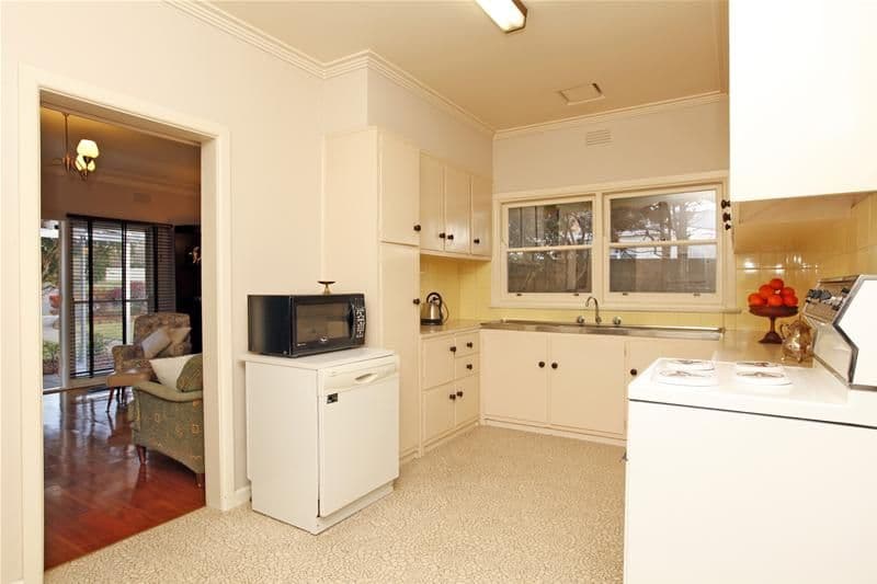 280 Nell Street West, WATSONIA VIC 3087, Watsonia - Thumbnail 3