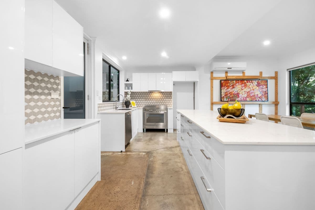 11 Devon Drive, Bellbird Park QLD 4300, Bellbird Park - Thumbnail 3