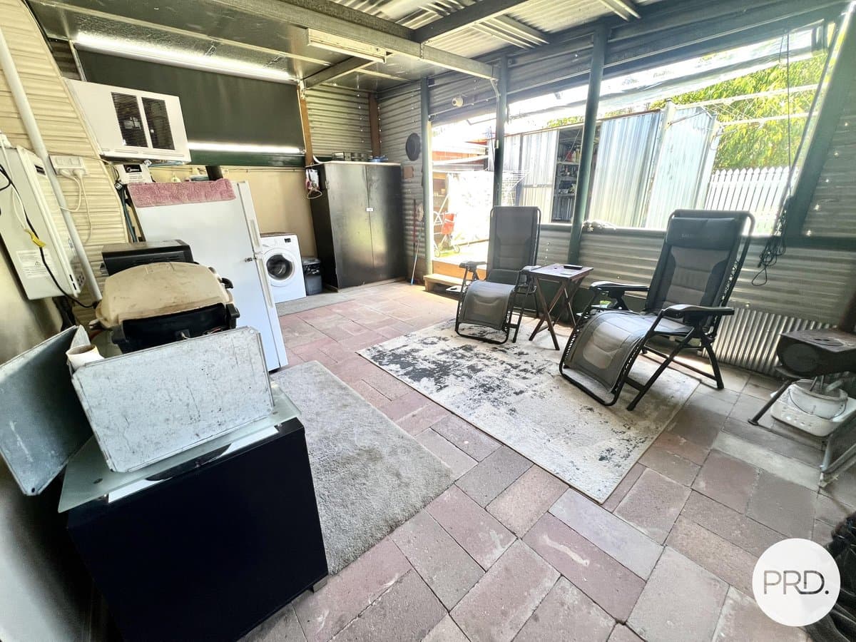 24 Jacaranda Drive, BOYNE ISLAND QLD 4680, Boyne Island - Thumbnail 3