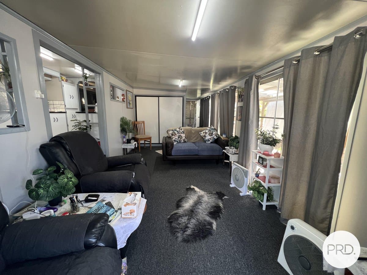 24 Jacaranda Drive, BOYNE ISLAND QLD 4680, Boyne Island - Thumbnail 6