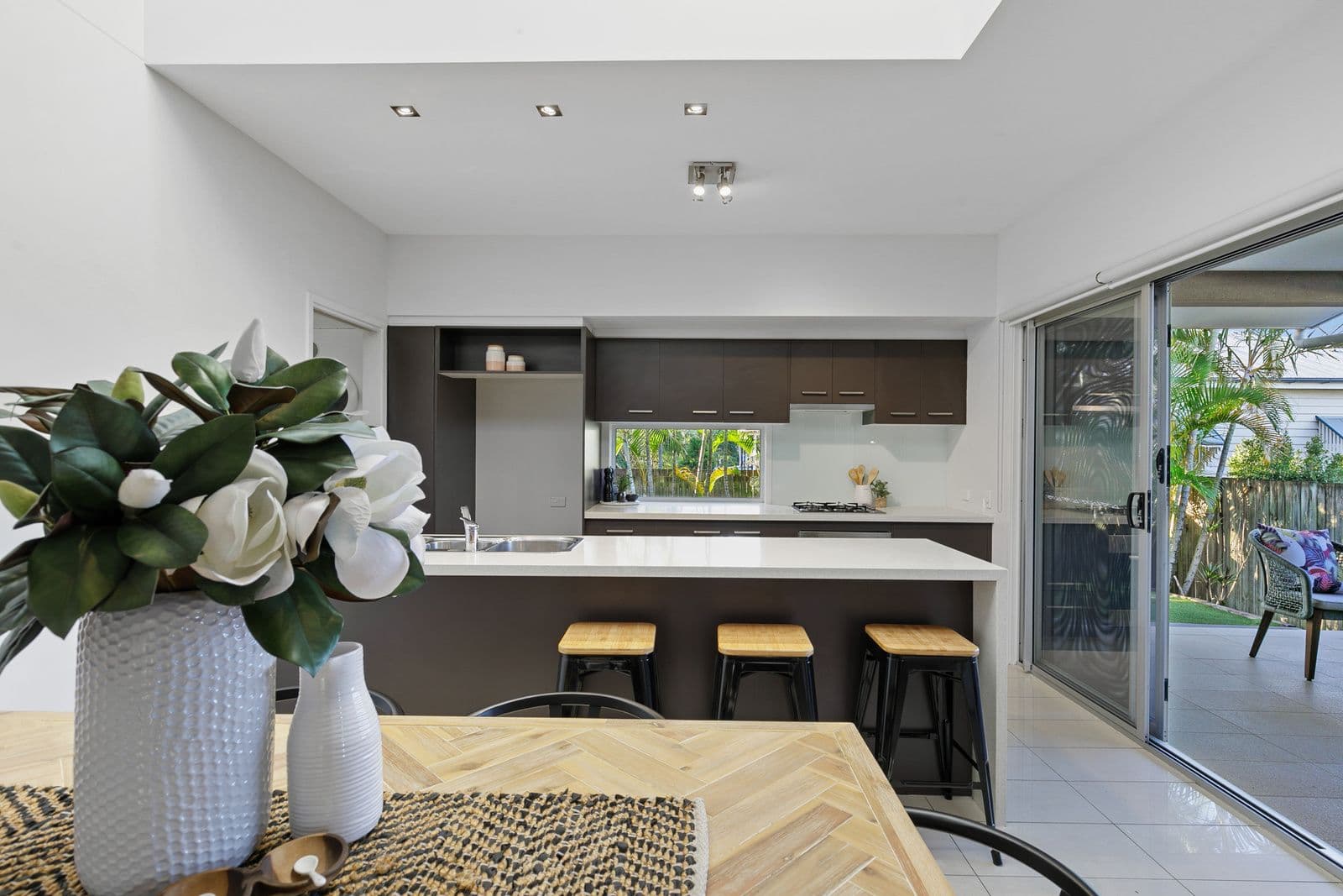 99 Ashby Street, Fairfield QLD 4103, Fairfield - Thumbnail 3