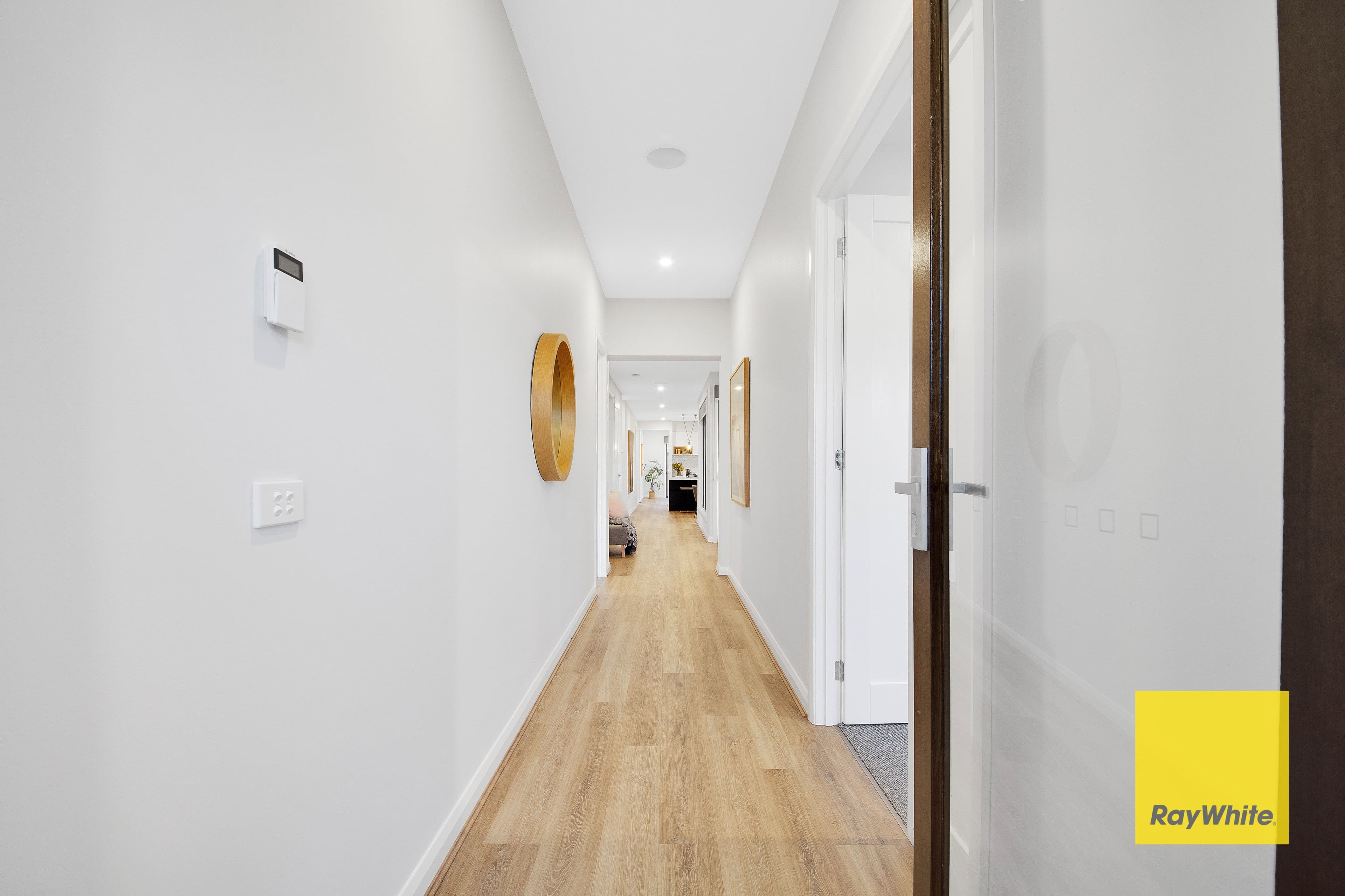 55 Penver Drive, COBBLEBANK VIC 3338, Cobblebank - Thumbnail 2