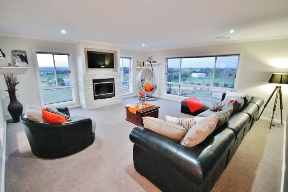 33 Old Monteagle Road, YOUNG NSW 2594, Young - Thumbnail 3