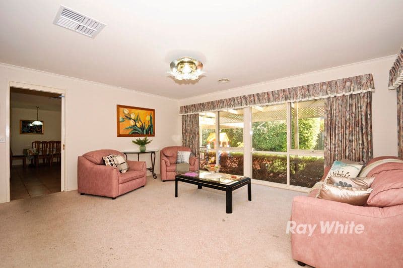 61 Mendora Crescent, WANTIRNA SOUTH VIC 3152, Wantirna South - Thumbnail 6