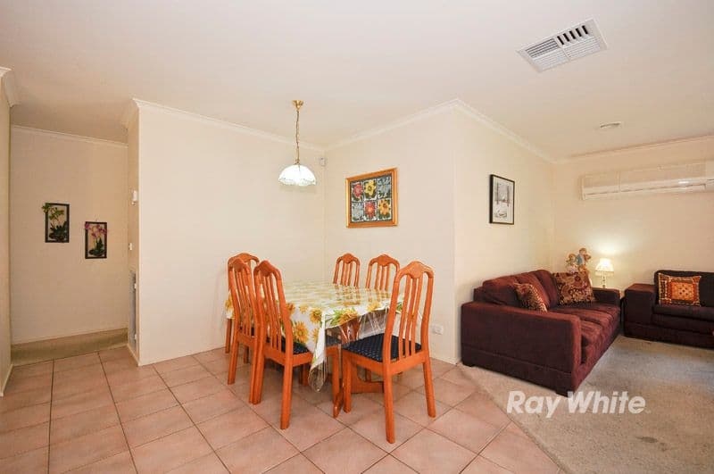 61 Mendora Crescent, WANTIRNA SOUTH VIC 3152, Wantirna South - Thumbnail 8