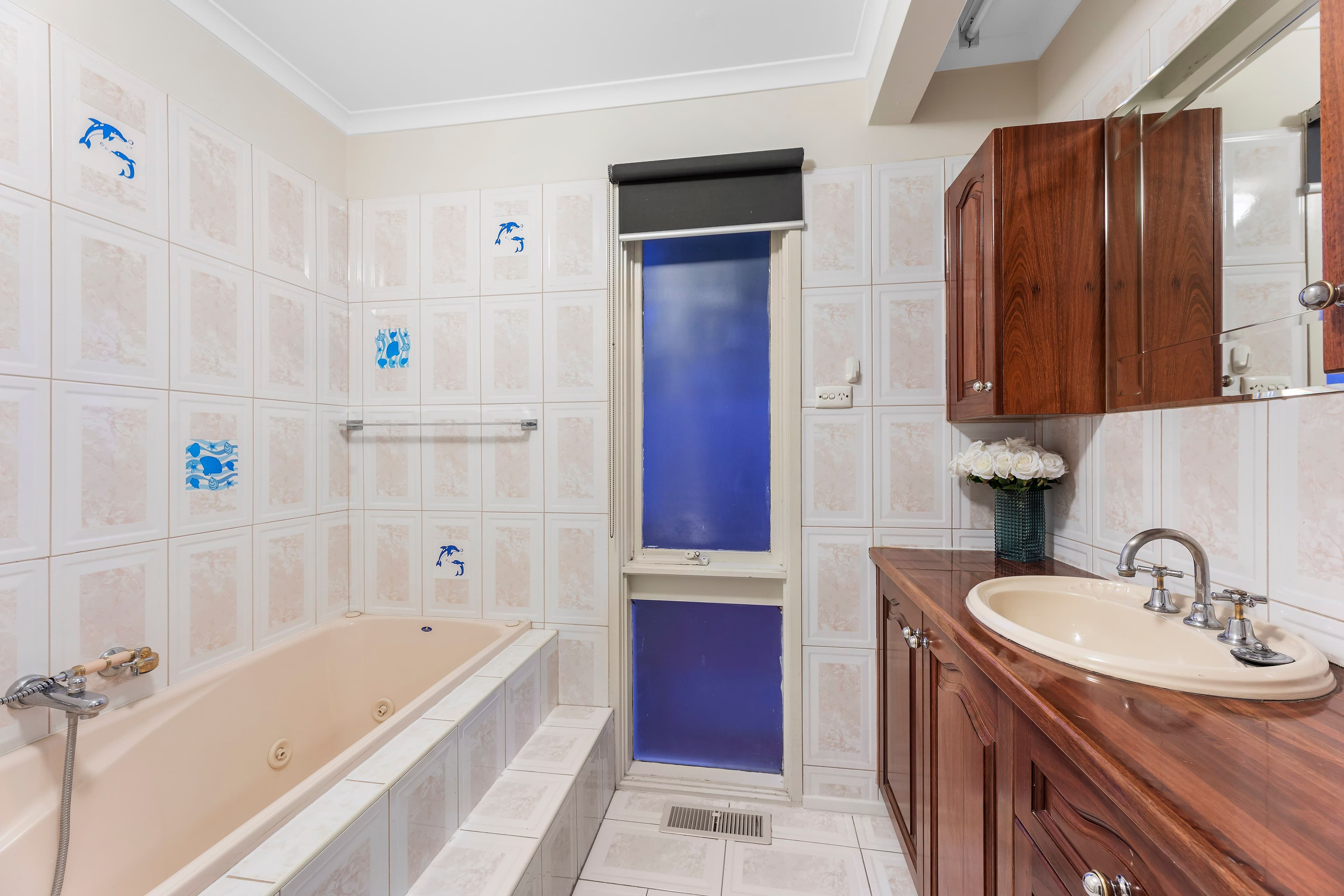 42 Birchfield Crescent, Wantirna VIC 3152, Wantirna - Thumbnail 8