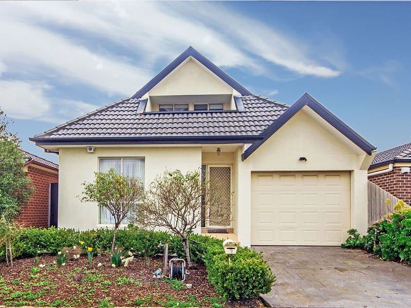 17 Retford Close, WERRIBEE VIC 3030, Werribee - Thumbnail 2