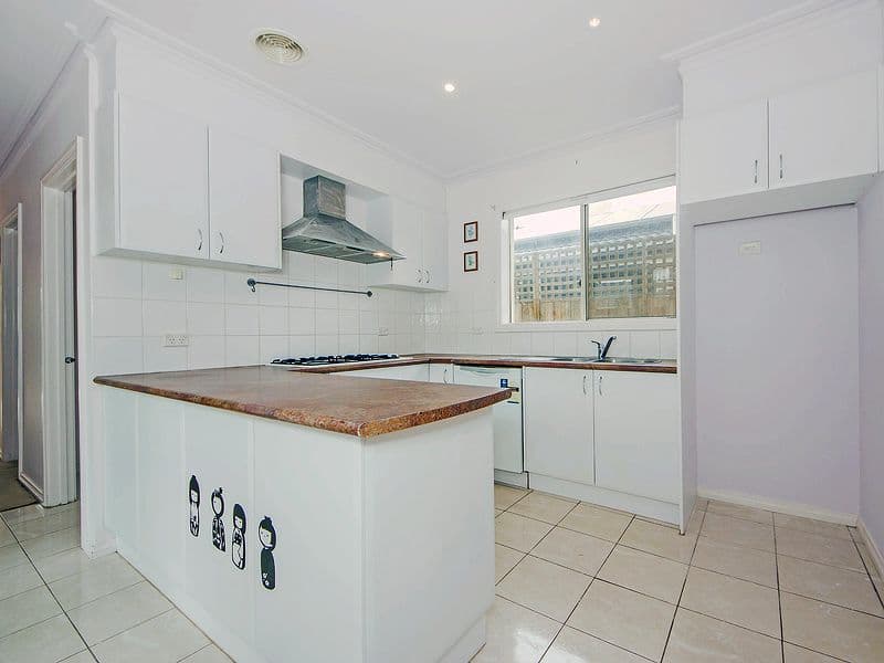 17 Retford Close, WERRIBEE VIC 3030, Werribee - Thumbnail 7