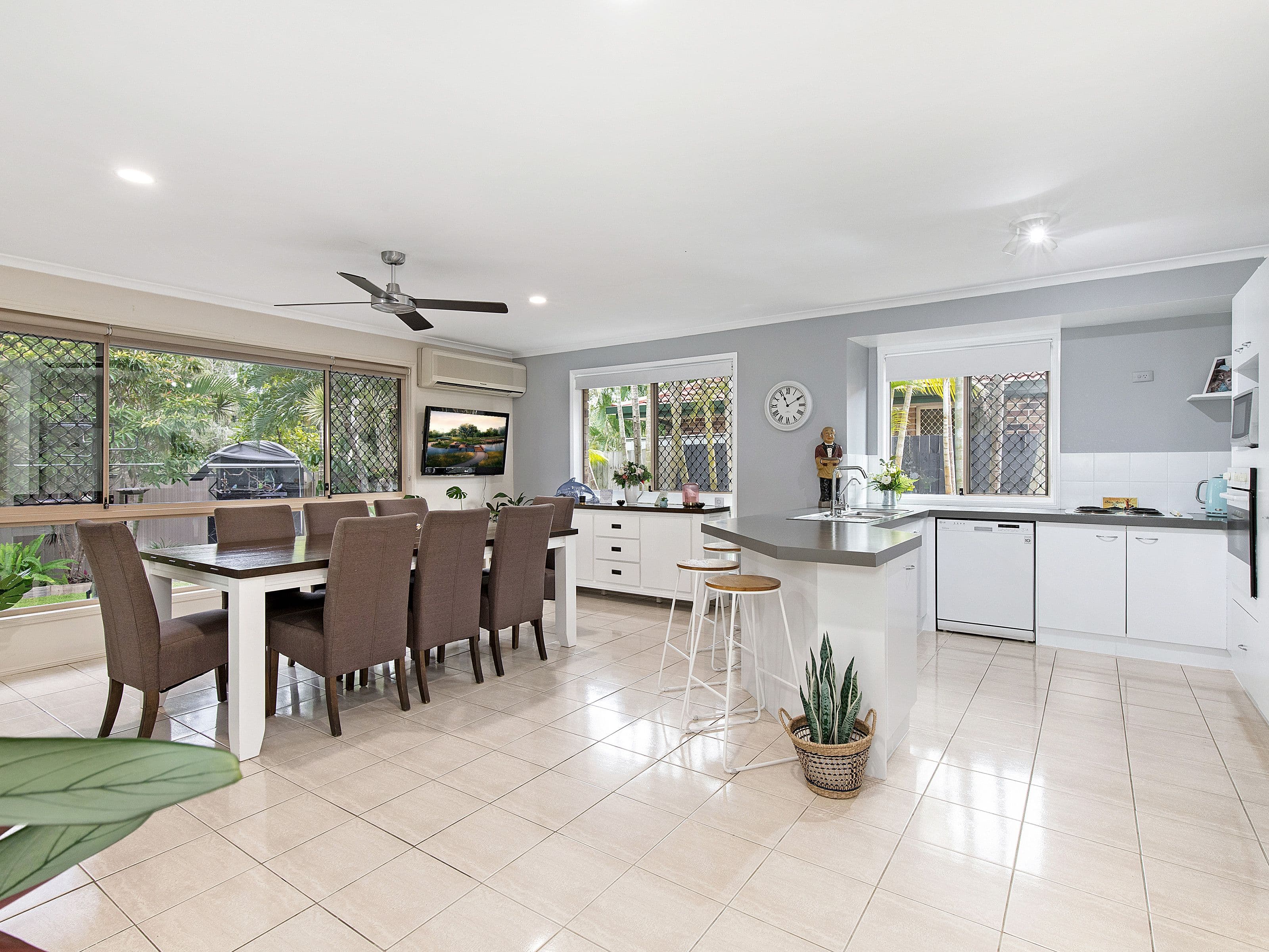 15 Driftwood Place, Parkwood QLD 4214, Parkwood - Thumbnail 8