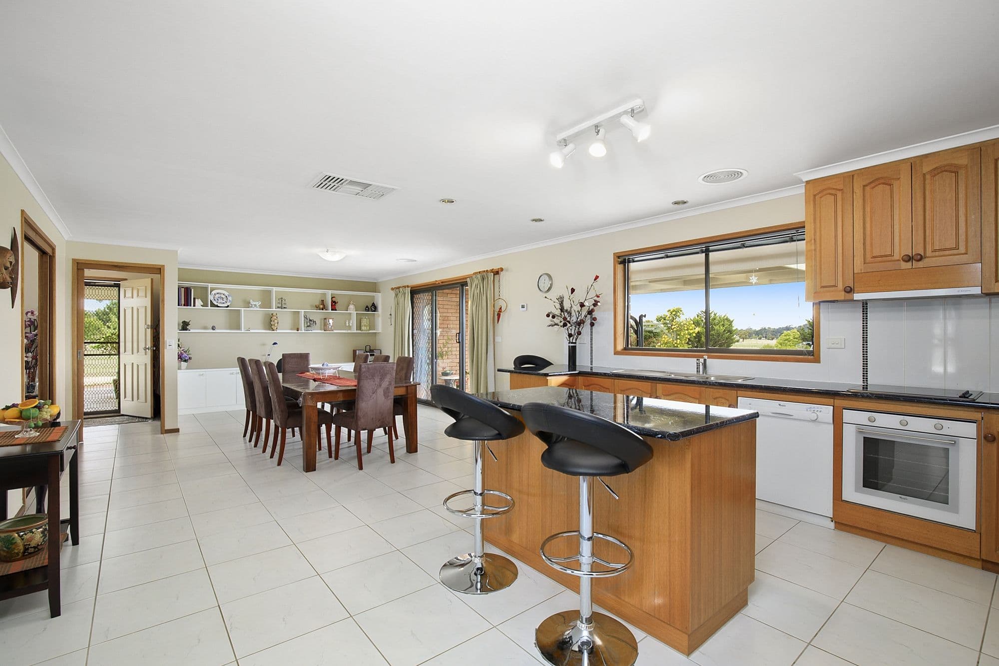 145 Elizabeth Street, Ararat VIC 3377, Ararat - Thumbnail 8
