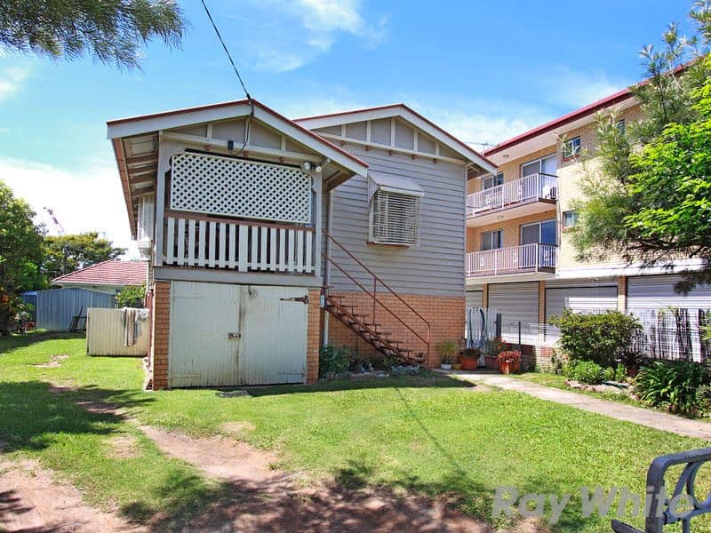 15 Lasseter Street, KEDRON QLD 4031, Kedron - Thumbnail 4