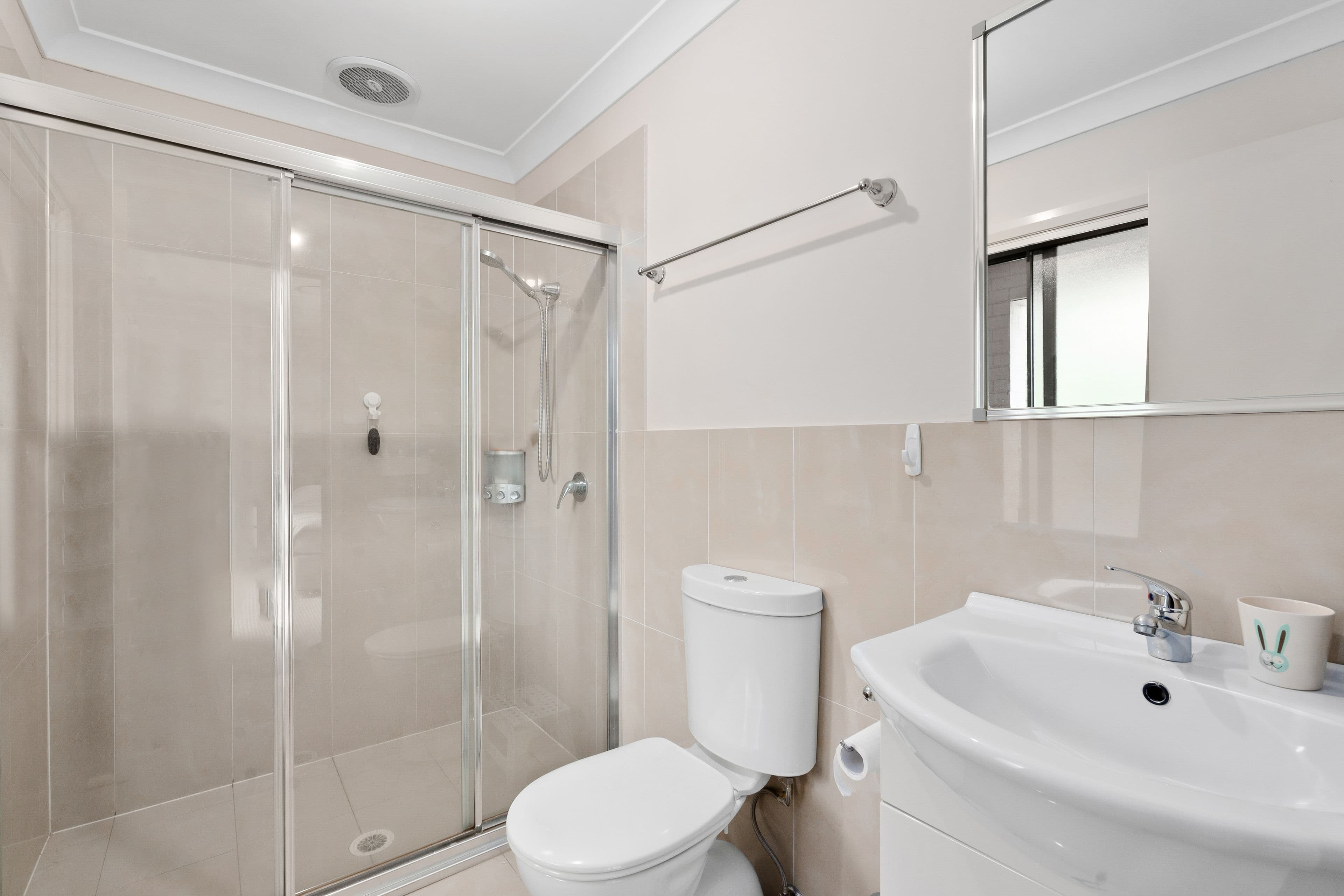 32 Onslow Gardens, Middleton Grange NSW 2171, Middleton Grange - Thumbnail 8
