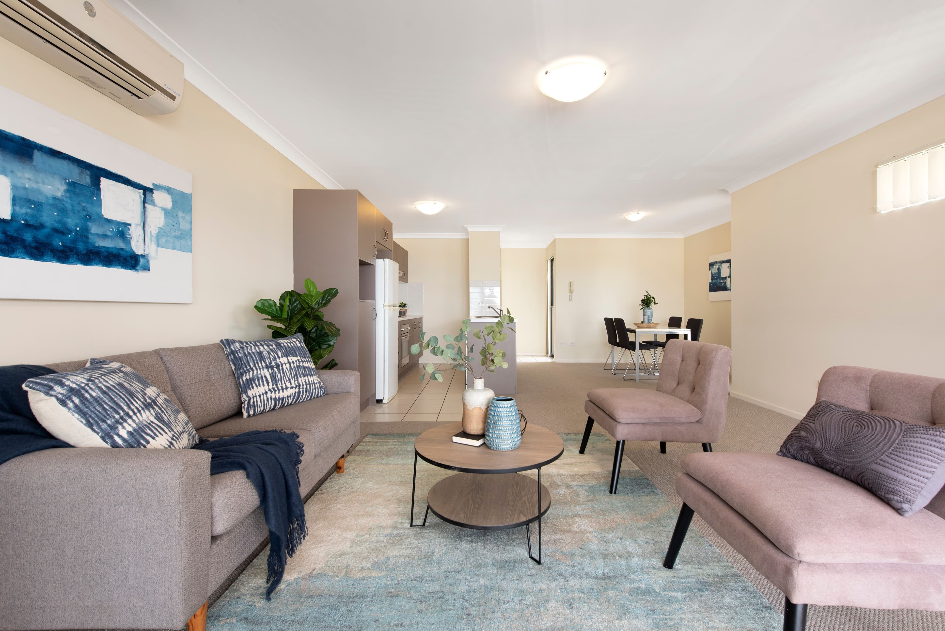 18 Kennington Road, Camp Hill QLD 4152, Camp Hill - Thumbnail 2