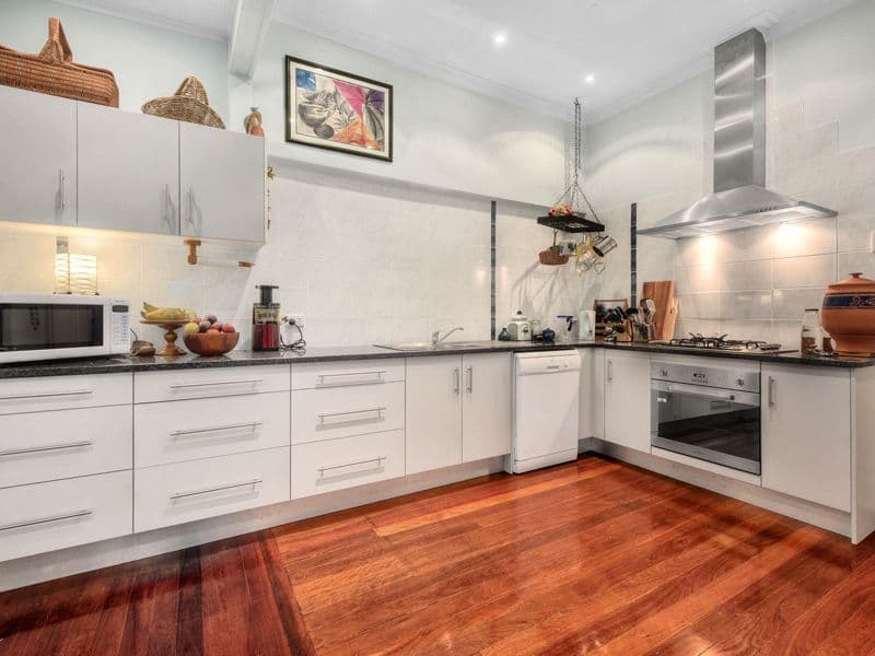 24 Brinawa Street, Camp Hill QLD 4152, Camp Hill - Thumbnail 2