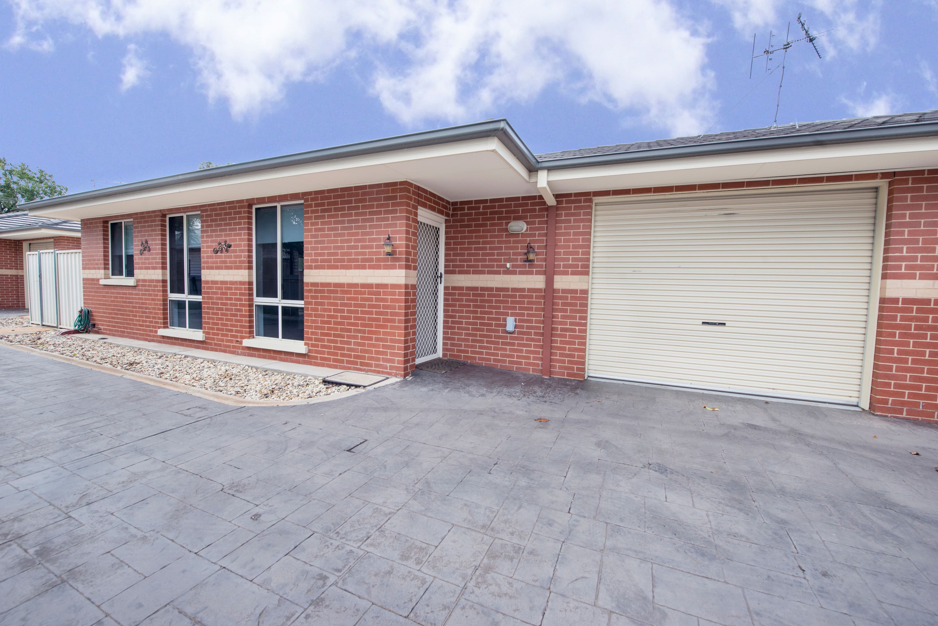 82 Stradbroke Avenue, Swan Hill VIC 3585, Swan Hill - Image 1