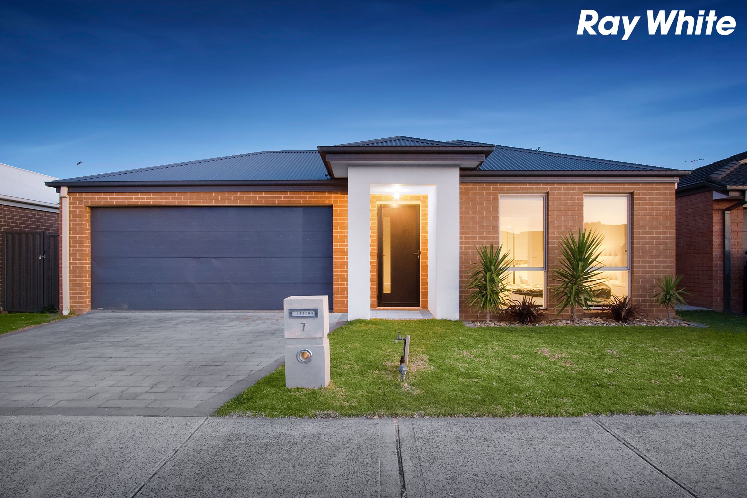 7 Orchard Valley Avenue, Pakenham VIC 3810, Pakenham - Image 1