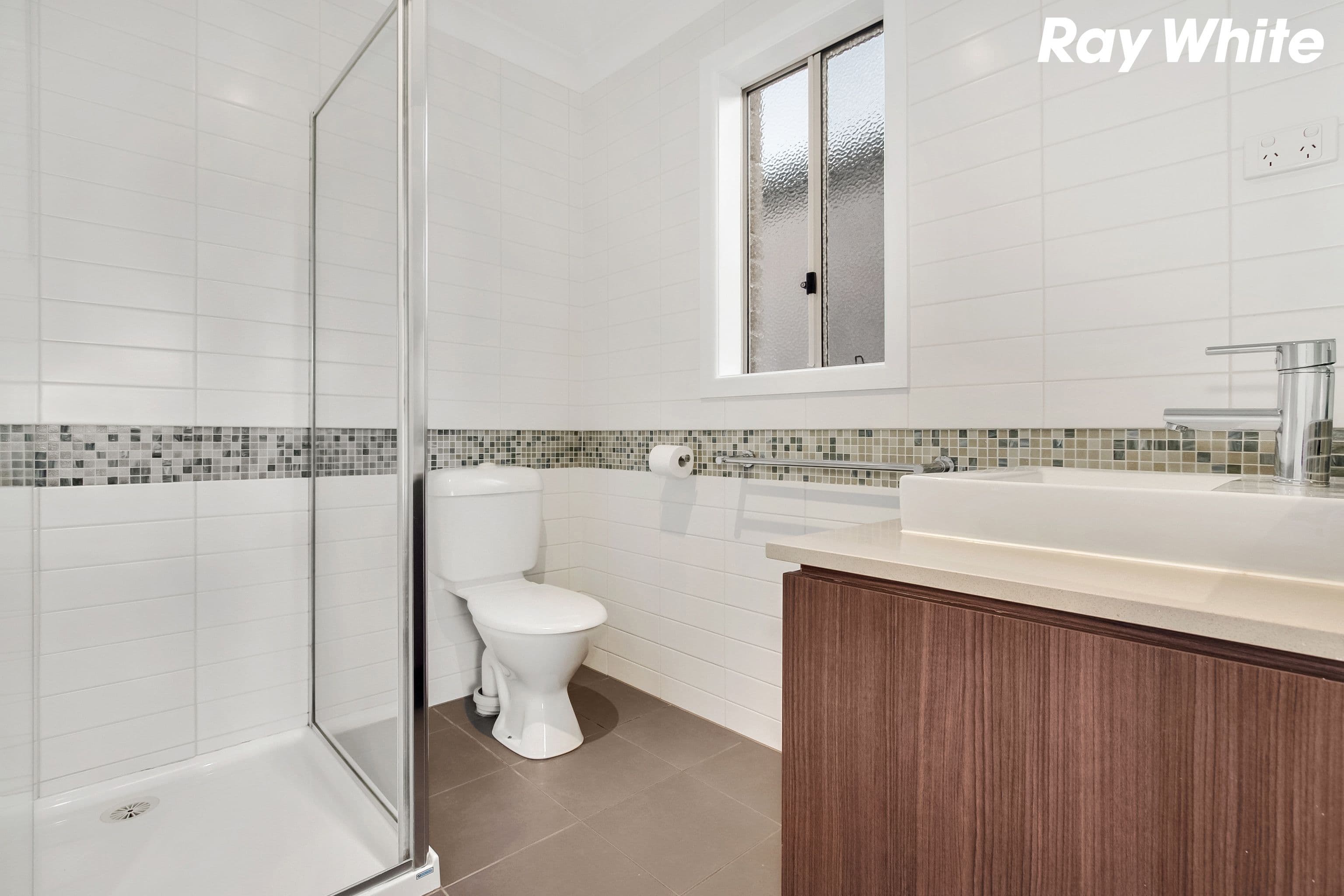 7 Orchard Valley Avenue, Pakenham VIC 3810, Pakenham - Thumbnail 3