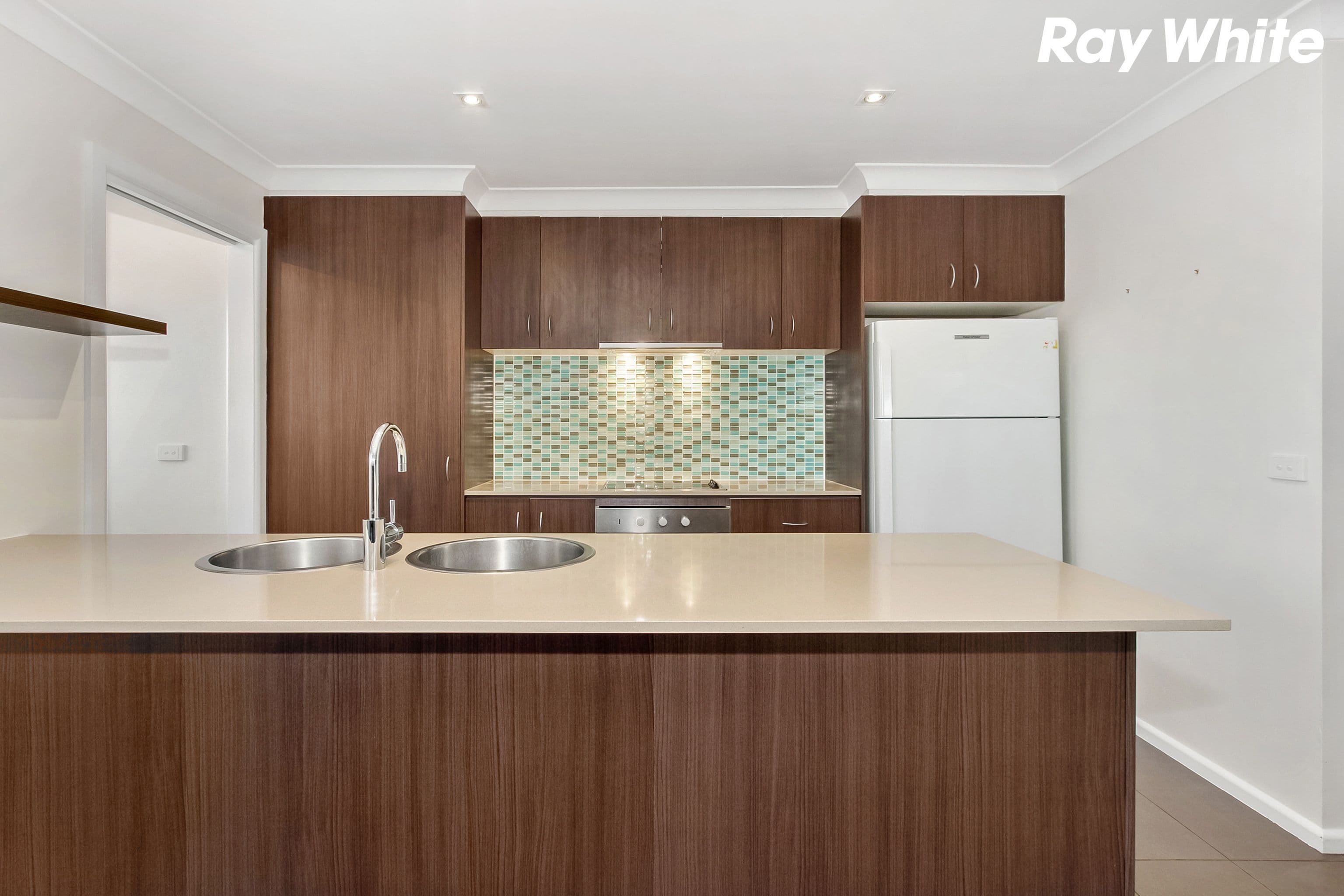 7 Orchard Valley Avenue, Pakenham VIC 3810, Pakenham - Thumbnail 6