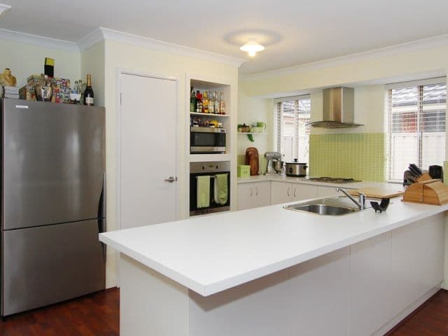 11 Ballycastle Loop, CANNING VALE WA 6155, Canning Vale - Thumbnail 3
