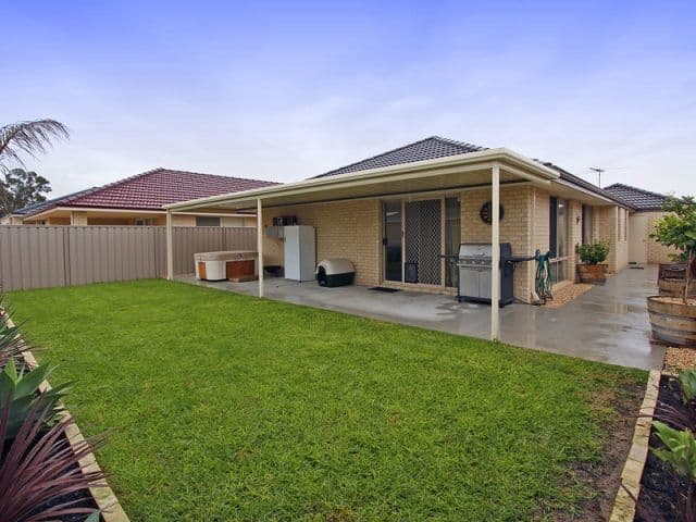 11 Ballycastle Loop, CANNING VALE WA 6155, Canning Vale - Thumbnail 4