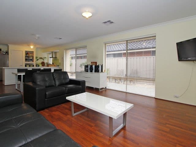 11 Ballycastle Loop, CANNING VALE WA 6155, Canning Vale - Thumbnail 8