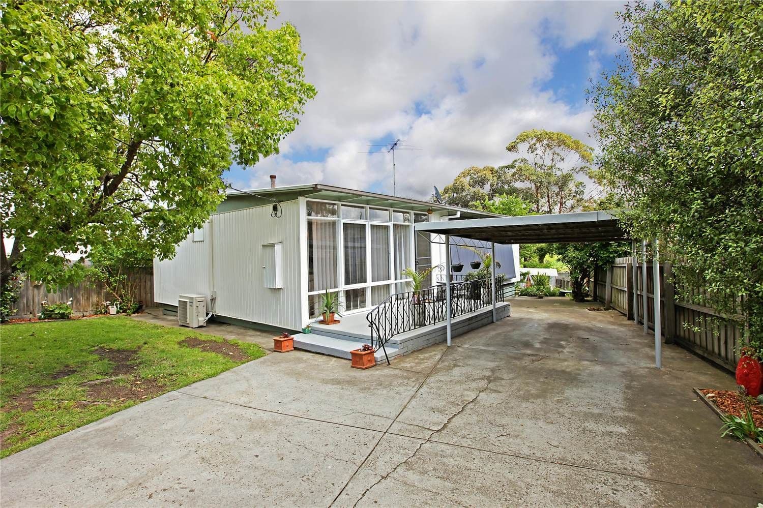 4 Tucker Street, BREAKWATER VIC 3219, Breakwater - Thumbnail 2