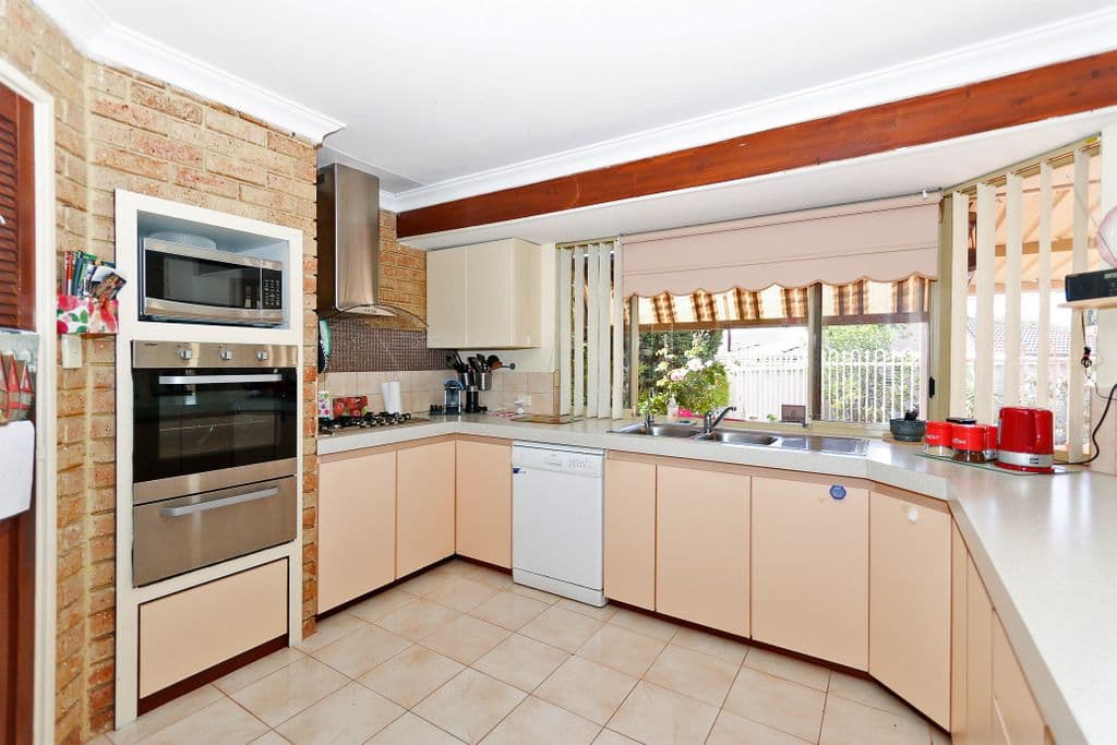 11 Ellara Court, Alexander Heights WA 6064, Alexander Heights - Thumbnail 3