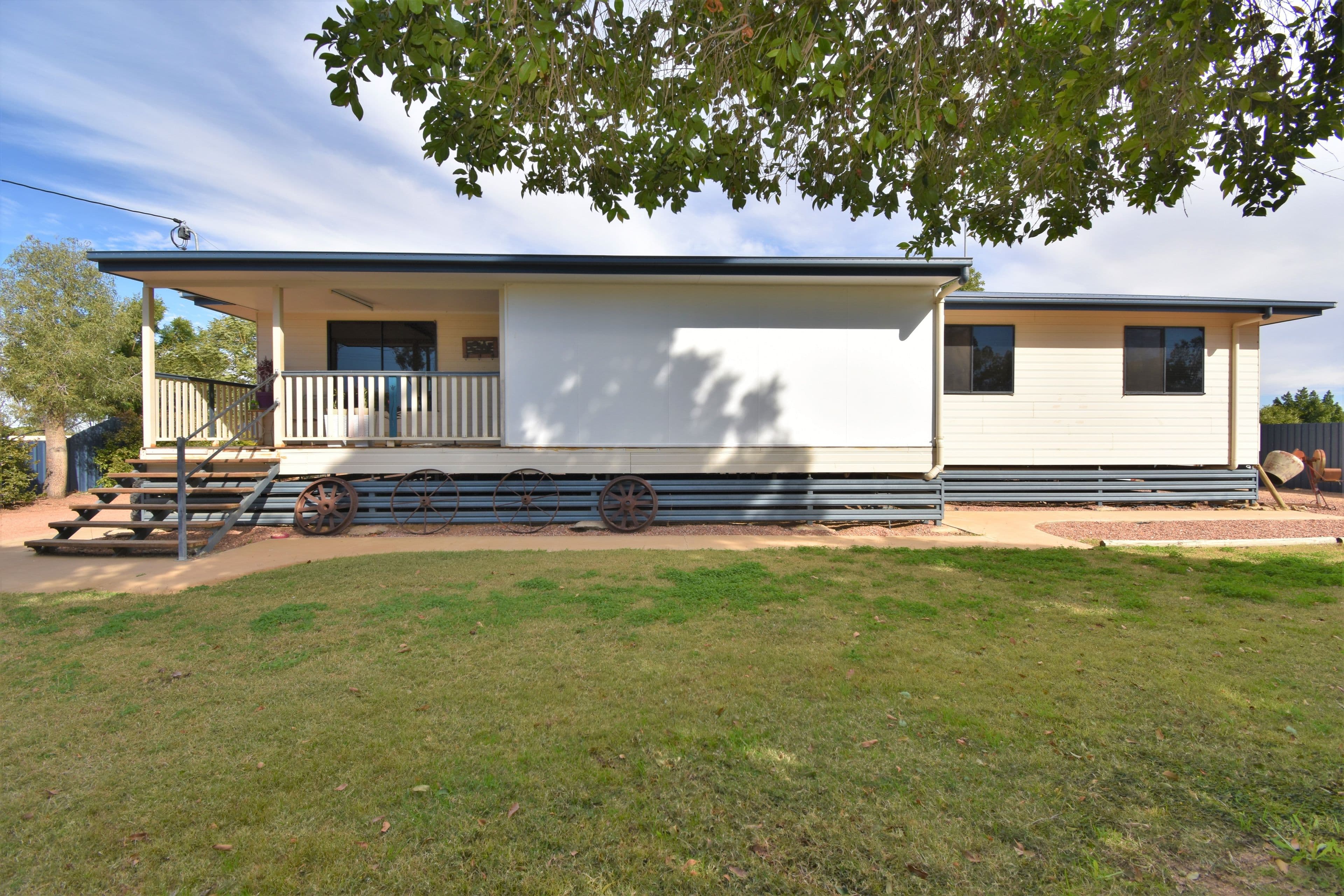 111 Wompoo Road, Longreach QLD 4730, Longreach - Thumbnail 2