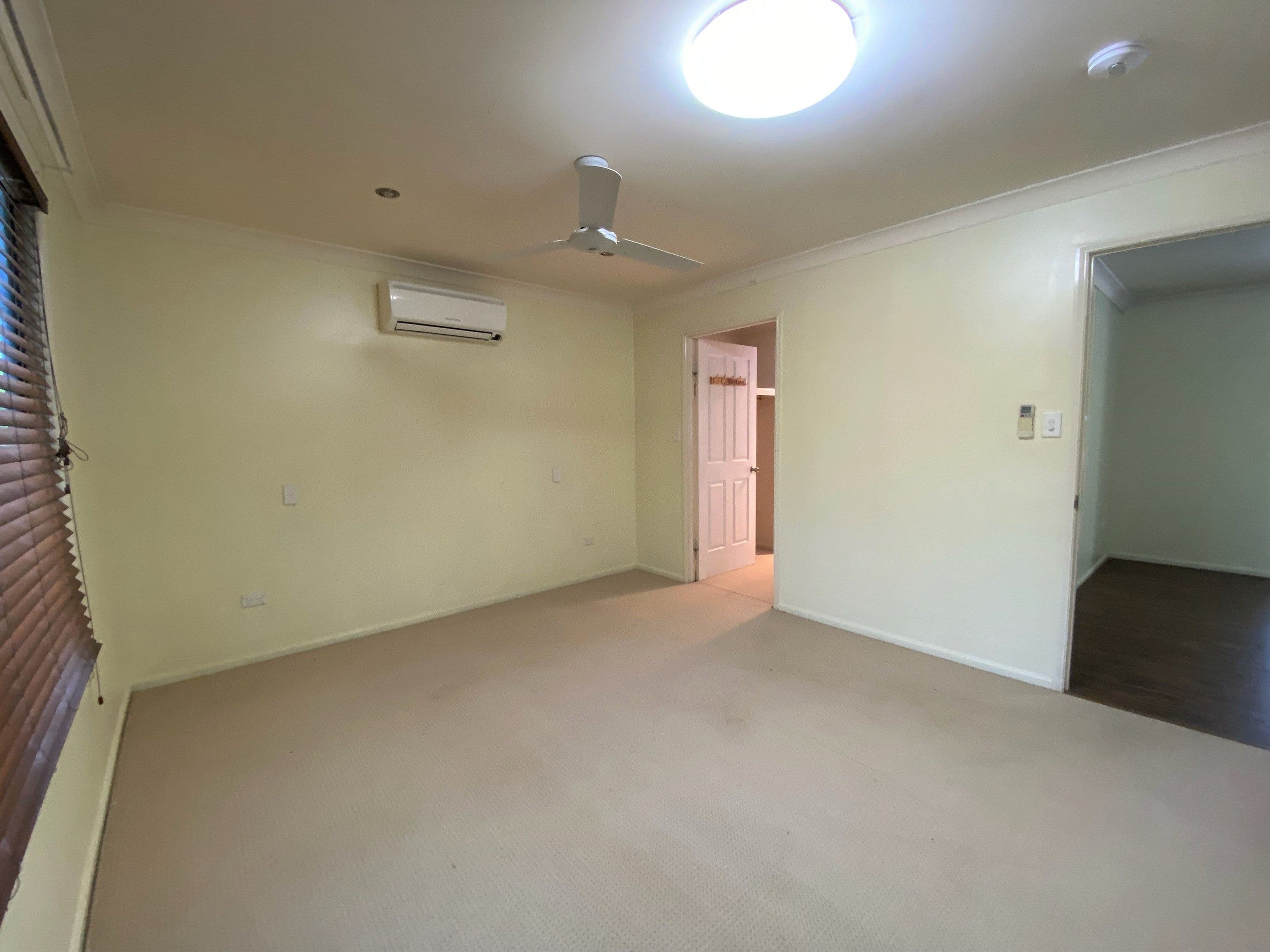 111 Wompoo Road, Longreach QLD 4730, Longreach - Thumbnail 8