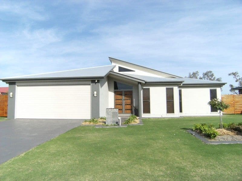 11 Fairway Drive, PITTSWORTH QLD 4356, Pittsworth - Image 1
