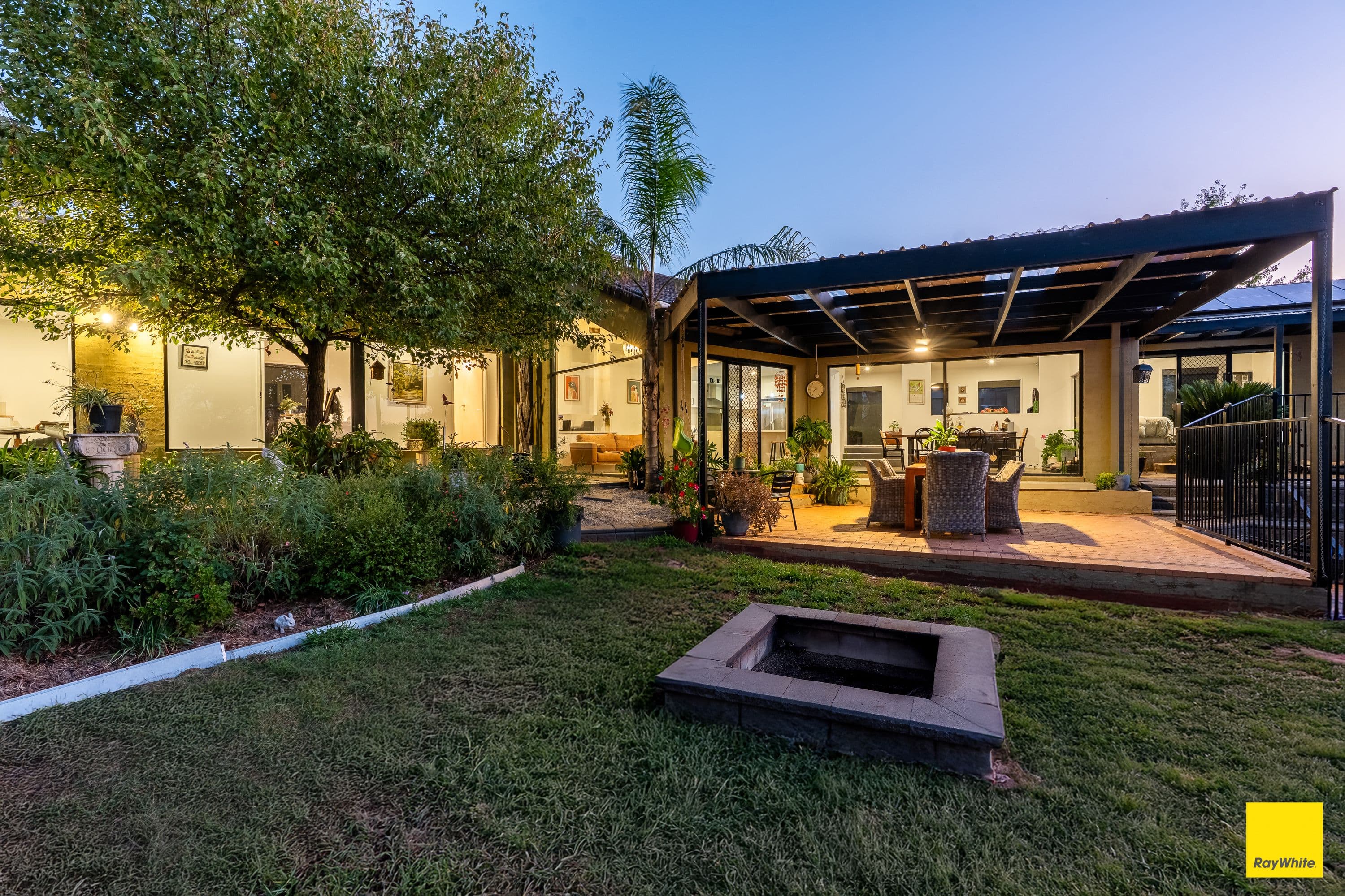 10 Golden Glade, Strathdale VIC 3550, Strathdale - Thumbnail 3