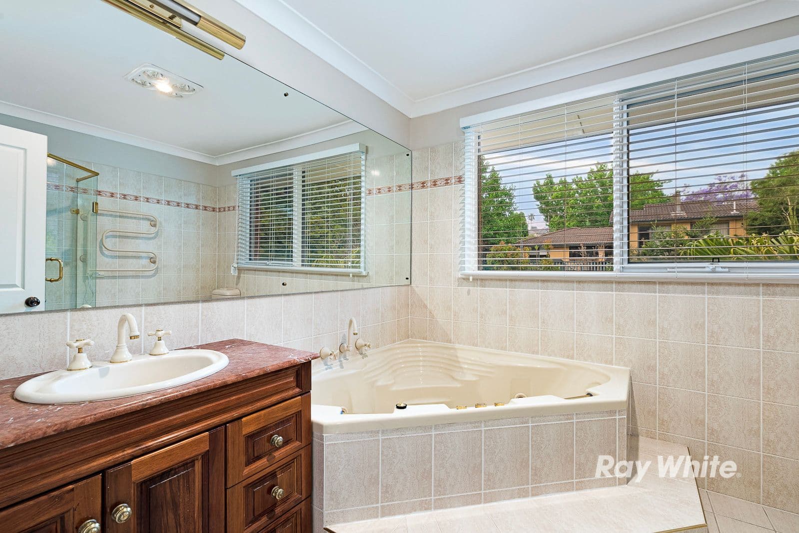 10 George Mobbs Drive, Castle Hill - Thumbnail 8