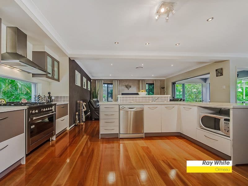 20 Peachester Close, ORMEAU QLD 4208, Ormeau - Thumbnail 4