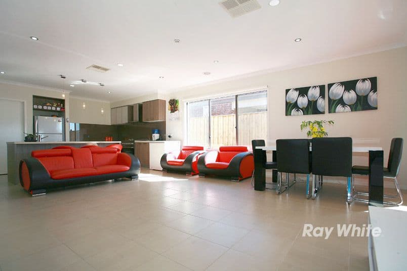 90 Clarendon Drive, KEYSBOROUGH VIC 3173, Keysborough - Thumbnail 7