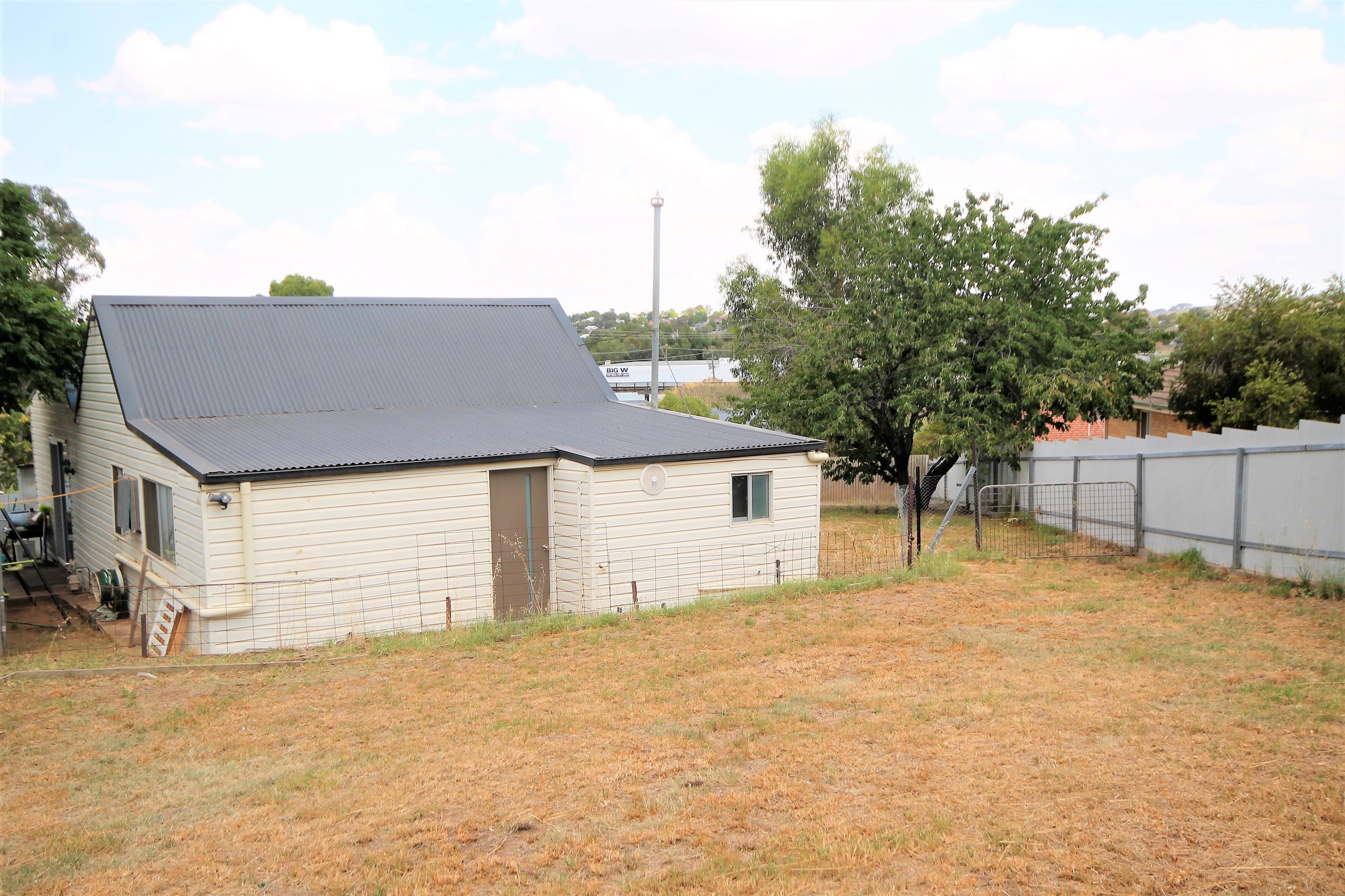 106 Edwards Street, Young - Image 1
