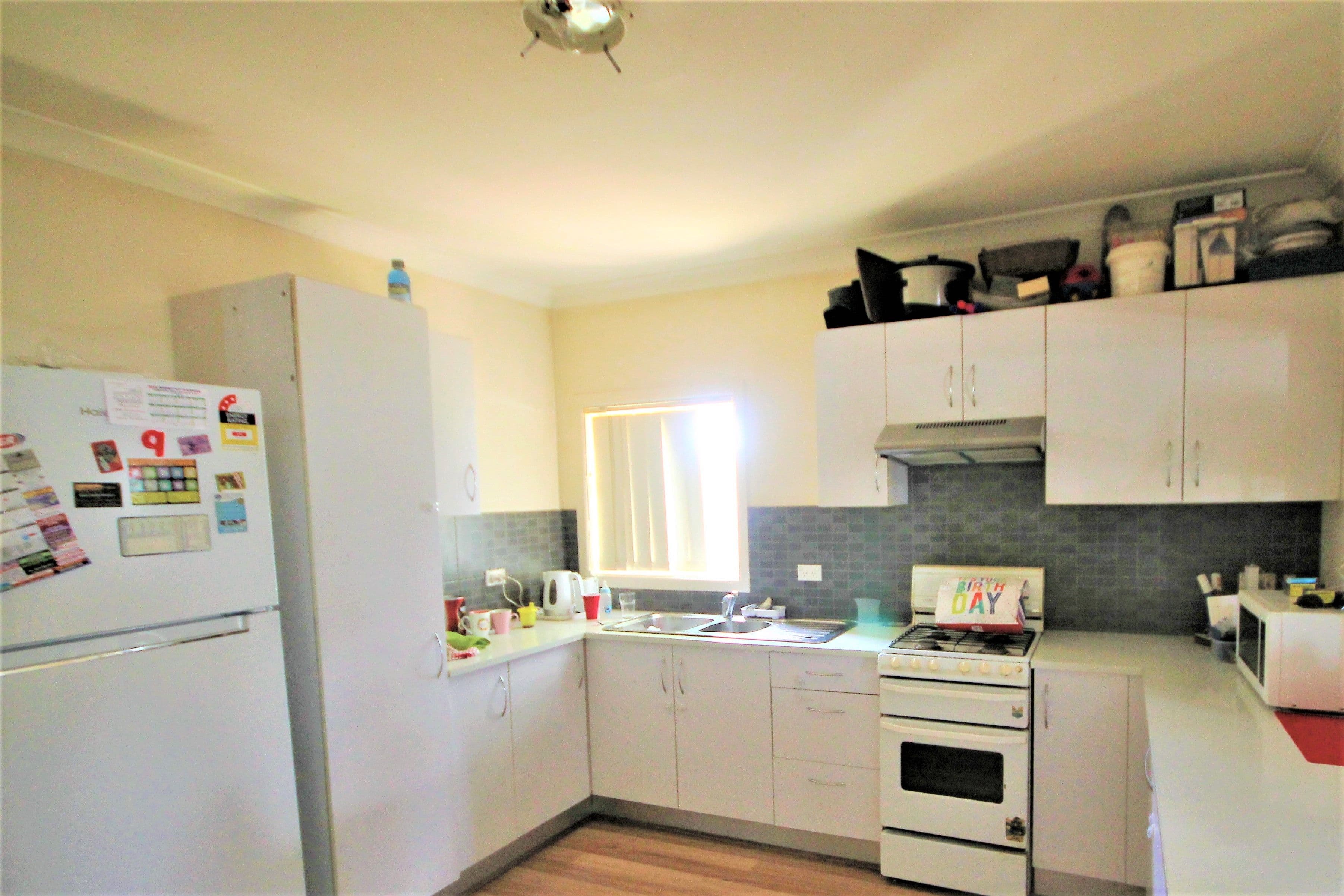106 Edwards Street, Young - Thumbnail 2