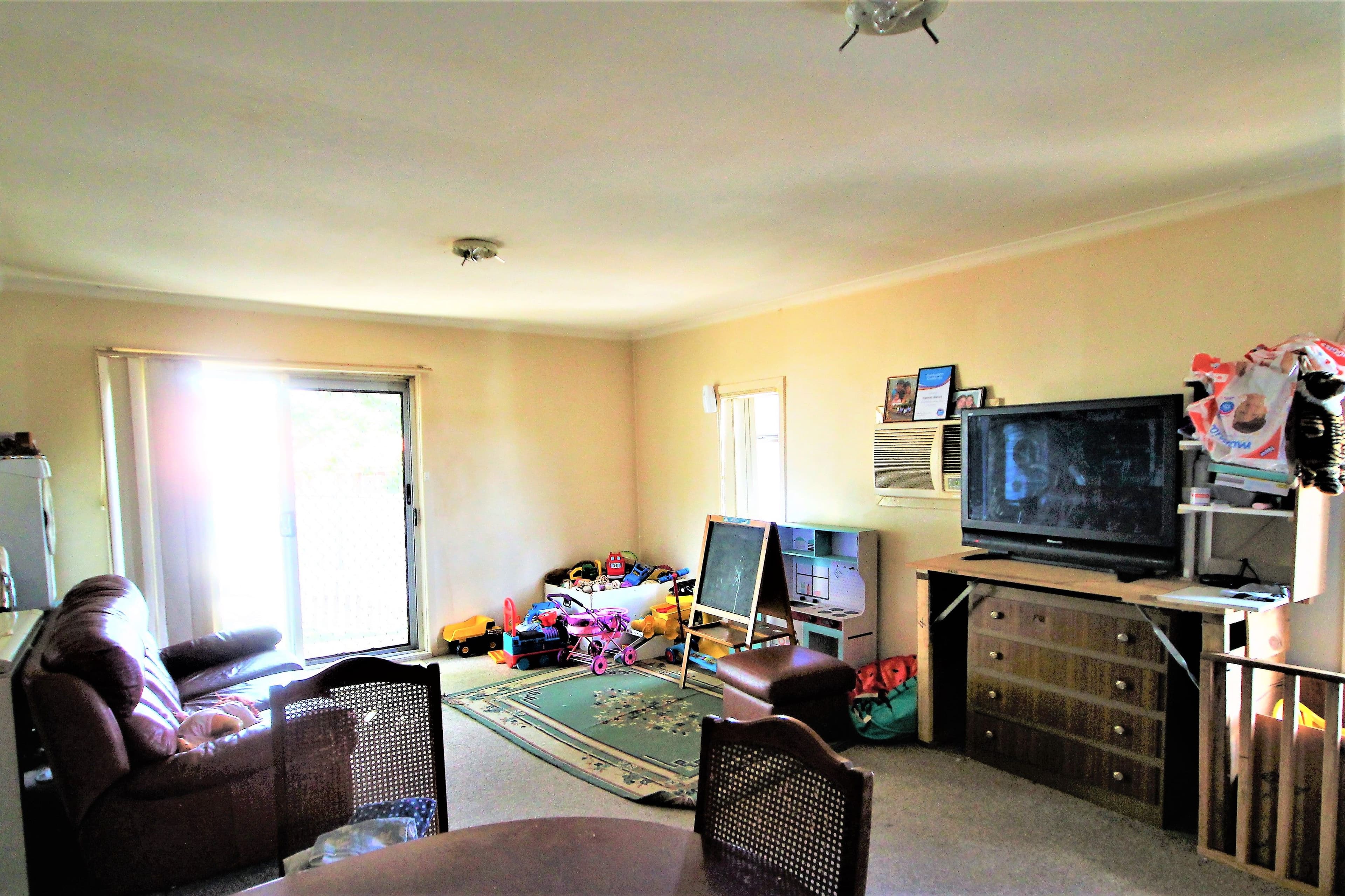 106 Edwards Street, Young - Thumbnail 4
