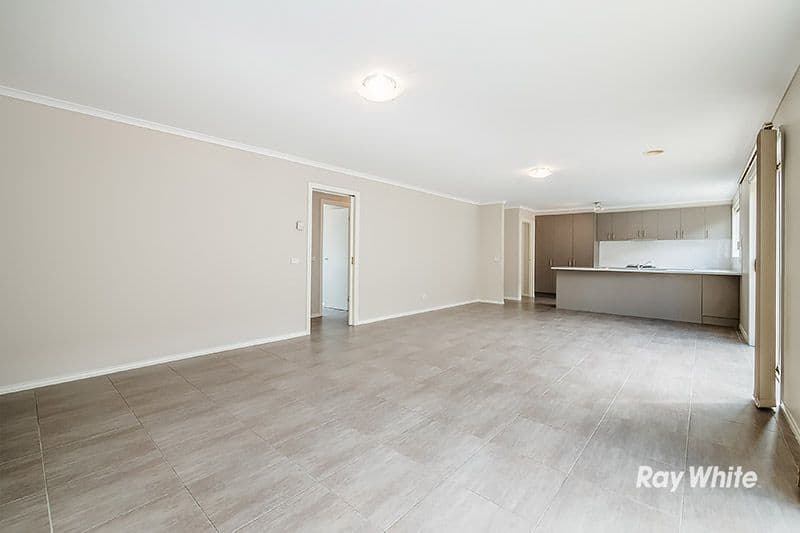 30 Lucerne Circuit, Pakenham VIC 3810, Pakenham - Thumbnail 5