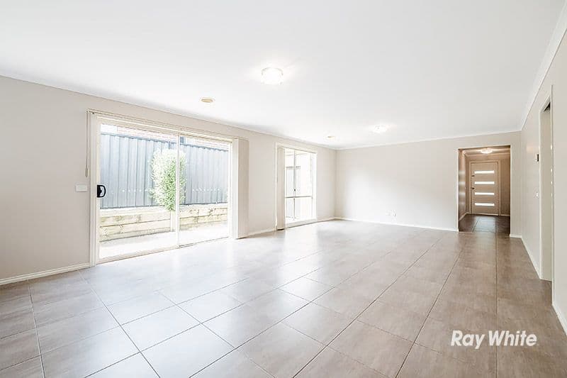 30 Lucerne Circuit, Pakenham VIC 3810, Pakenham - Thumbnail 6