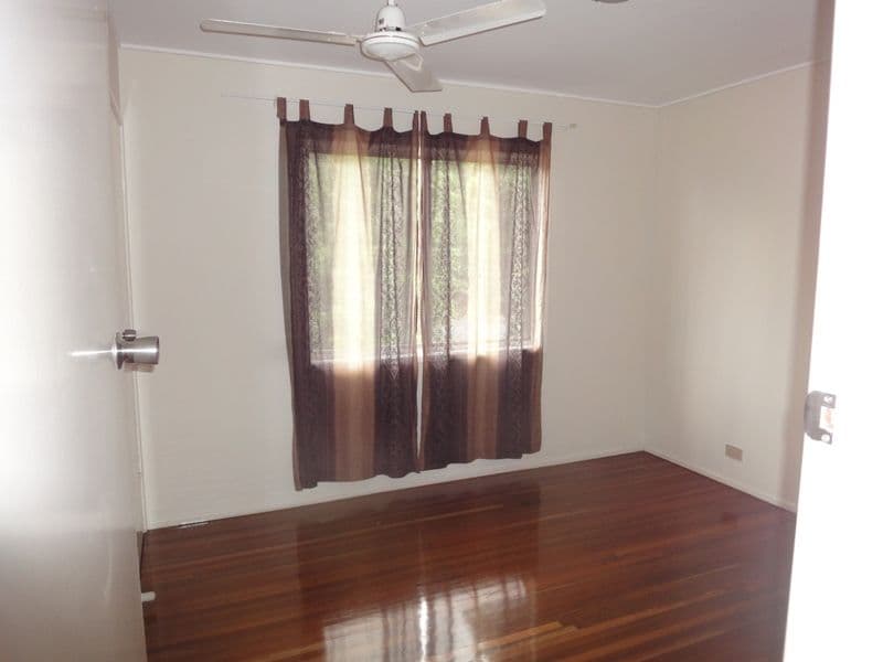 27 Douglas Street, WOODRIDGE QLD 4114, Woodridge - Thumbnail 8